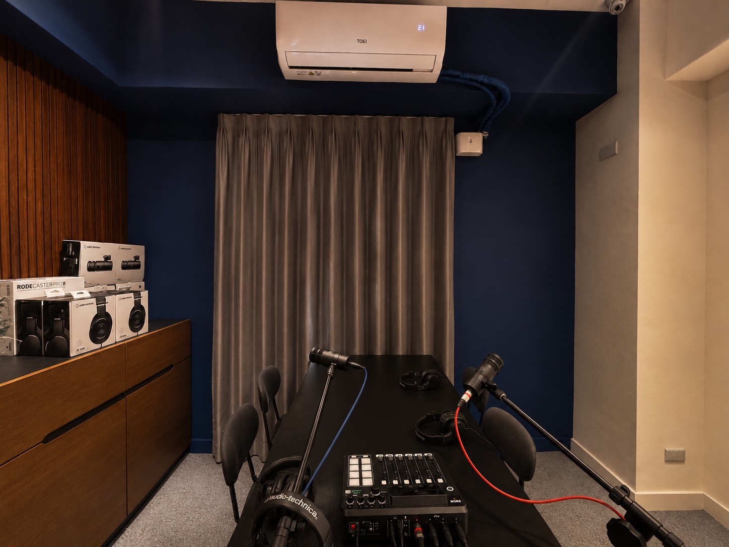 OPENMIC 錄音間另一視角——混音工作台與麥克風